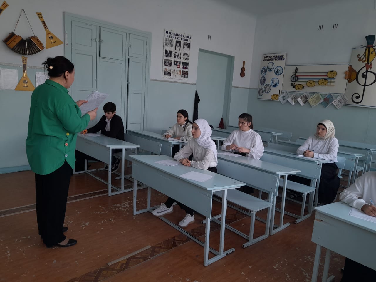 Школьная олимпиада среди учащихся 7-9 классов по родному ( даргинскому) языку. Учитель: Абдуллаева М.Ш.